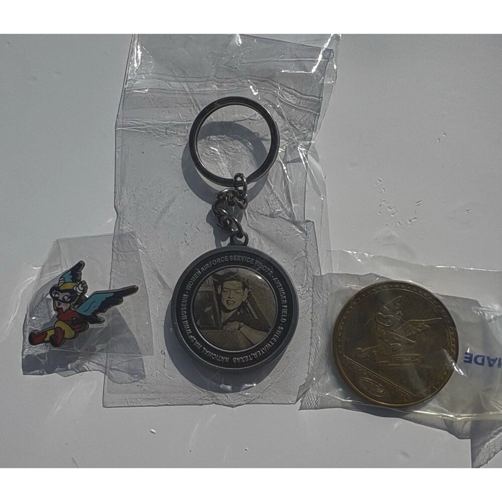 Women’s Air Force Service Pilots WASP Set Lot Keychain Pin WWII Museum Coin
